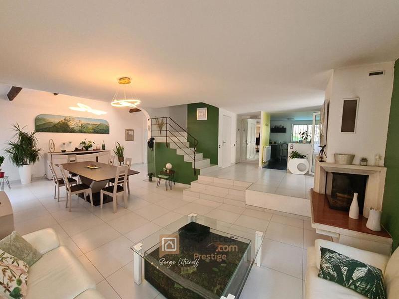 Villa - 122 m² - 5 pièces