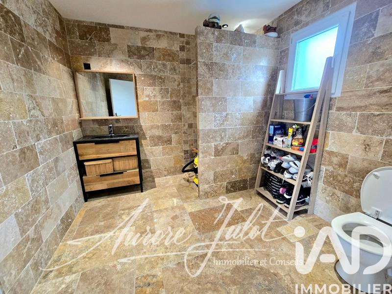 Maison - 183 m² - 5 pièces