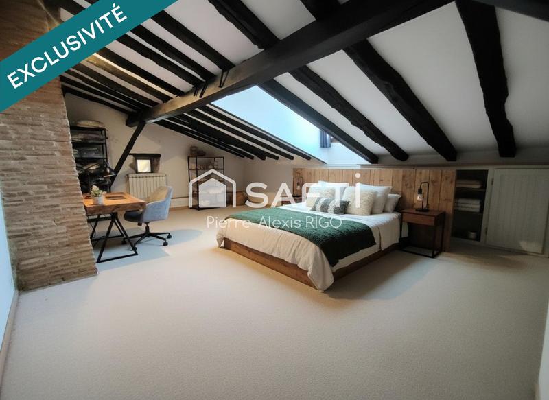 Maison - 313 m² - 11 pièces