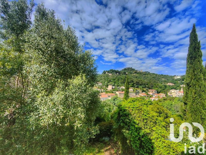 Maison - 250 m² - 8 pièces