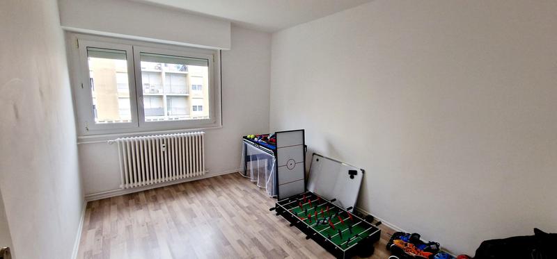 Appartement - 90 m² - 3 pièces