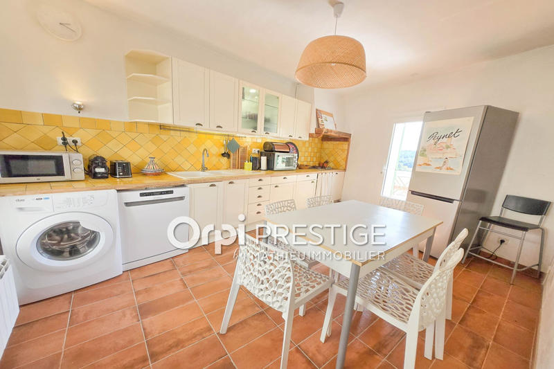 Maison - 84 m² - 4 pièces