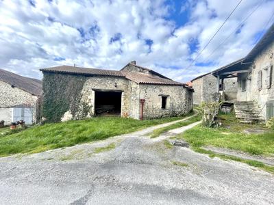 Maison ancienne - 200 m² - 1 pièce
