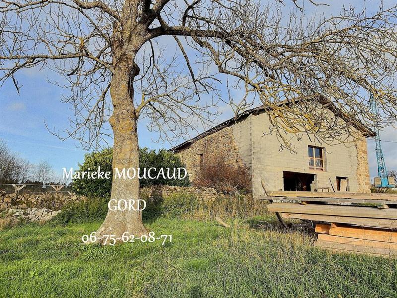 Corps de ferme - 240 m² - 7 pièces