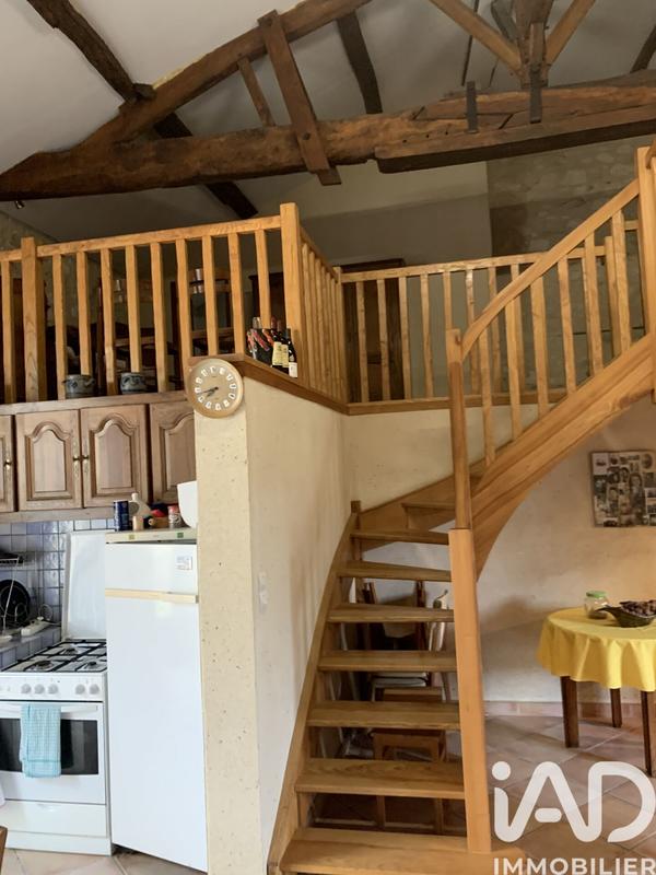 Maison - 495 m² - 4 pièces