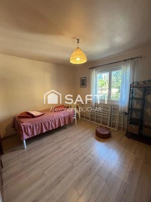 Villa - 240 m² - 7 pièces