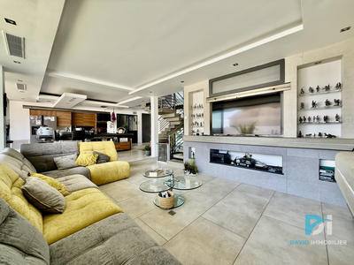 Maison - 153 m² - 6 pièces