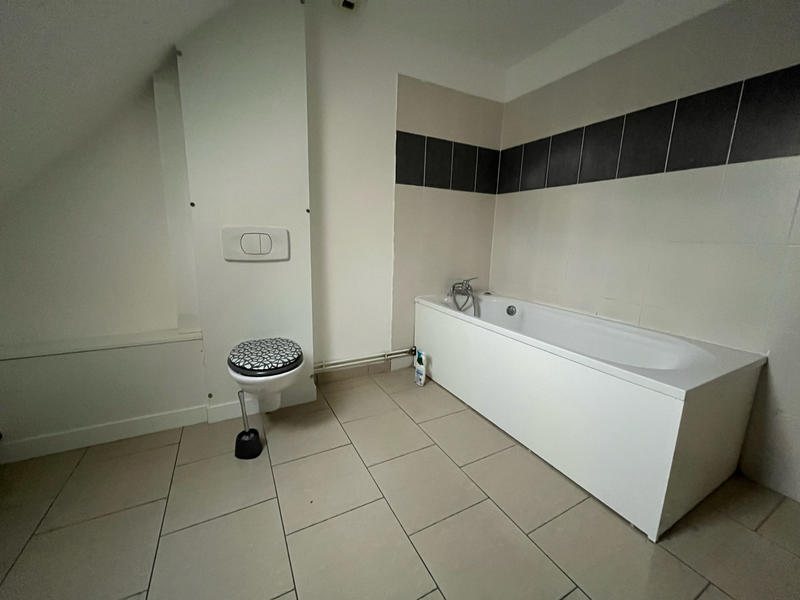 Maison - 120 m² - 7 pièces