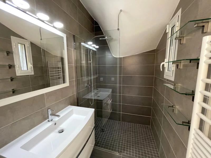 Villa - 107 m² - 4 pièces