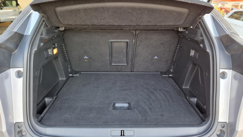 Peugeot 3008 BlueHDi 130ch SetS Eat8 Active Business