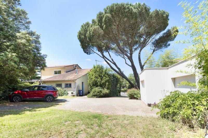 Maison - 183 m² - 6 pièces
