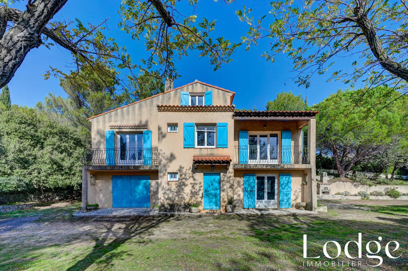 Maison - 170 m² - 6 pièces