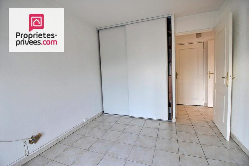 Appartement - 82 m² - 3 pièces
