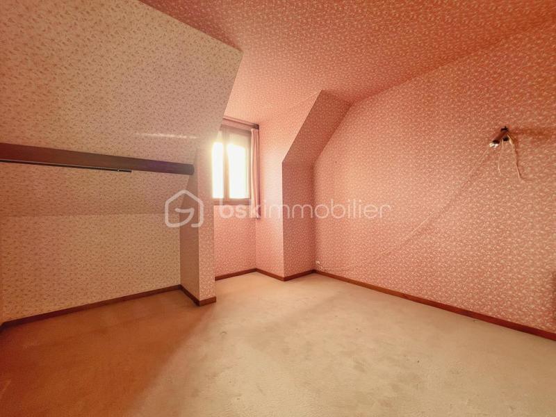 Maison - 152 m² - 7 pièces