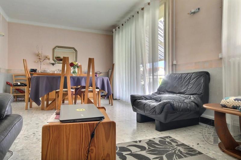 Maison - 170 m² - 8 pièces