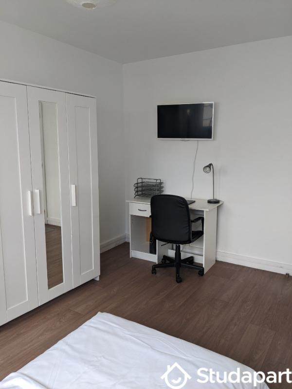 Chambre - 10 m² - 1 pièce