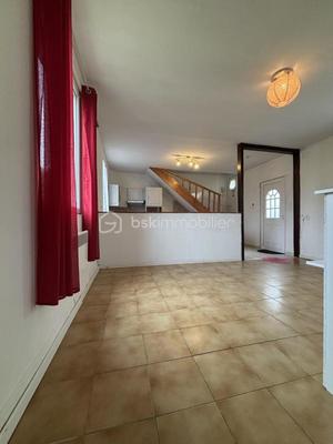 Maison traditionnelle - 66 m² - 4 pièces