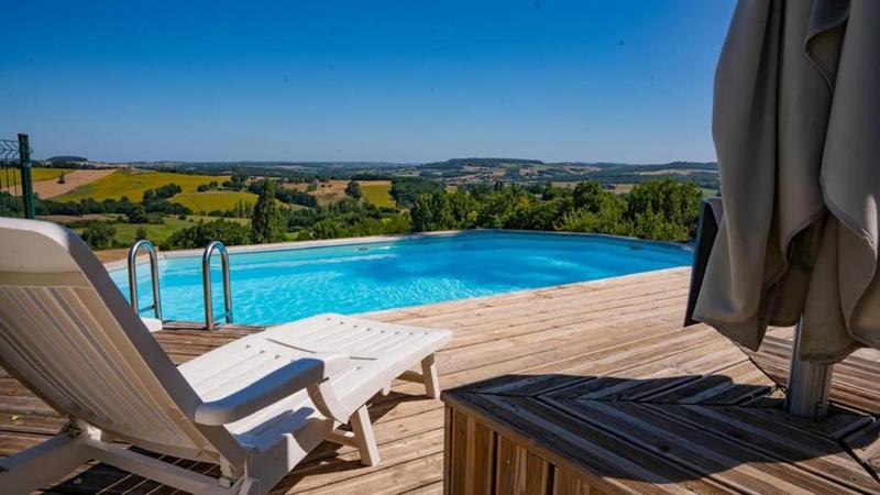 Propriété - 200 m² - 5 pièces