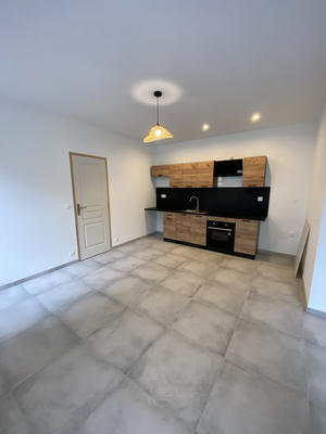 Maison - 106 m² - 6 pièces