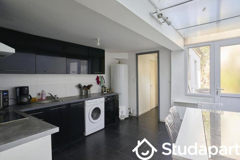 Chambre - 10 m² - 1 pièce