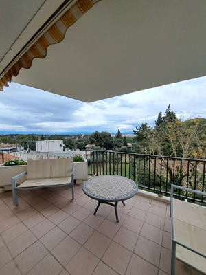 Appartement - 75 m² - 3 pièces