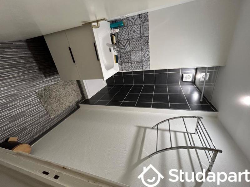 Chambre - 11 m² - 1 pièce