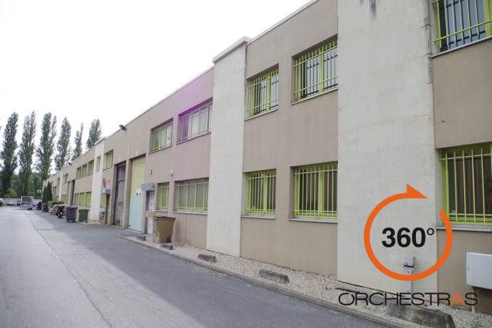 Local d'activités - 387 m²