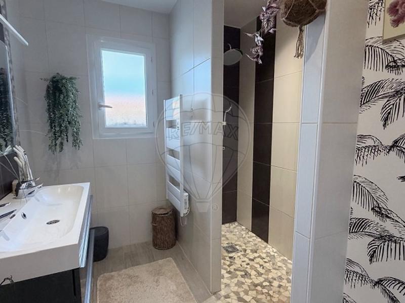 Maison - 106 m² - 4 pièces