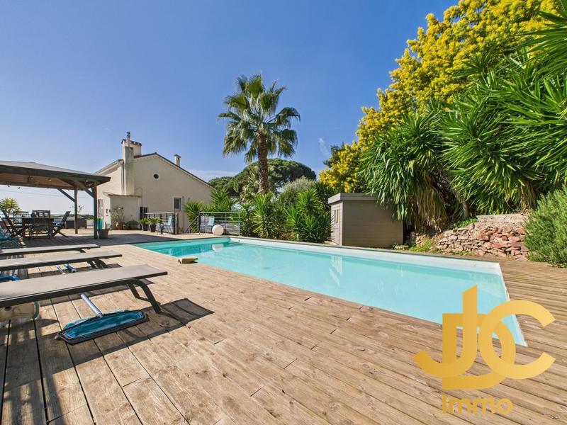 Maison - 112 m² - 5 pièces