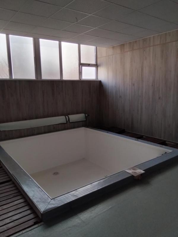 Bureau - 84 m² - 4 pièces