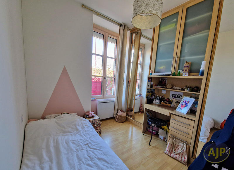 Maison - 153 m² - 6 pièces