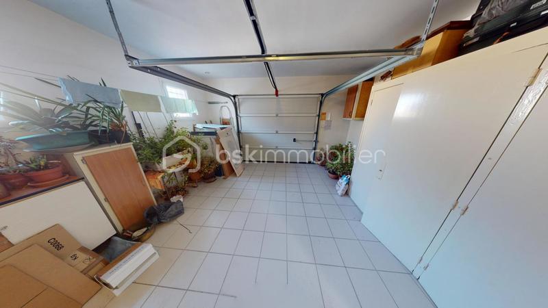 Pavillon - 120 m² - 5 pièces