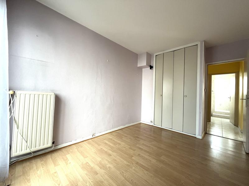 Appartement - 75 m² - 5 pièces