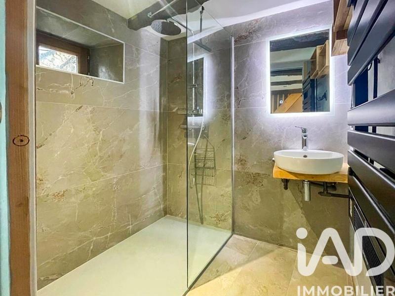 Maison - 596 m² - 18 pièces