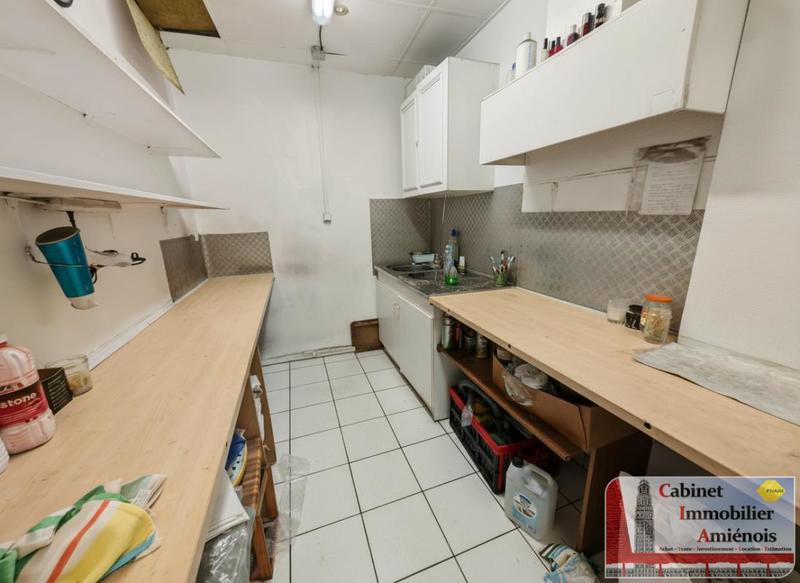 Local commercial - 83 m² - 1 pièce