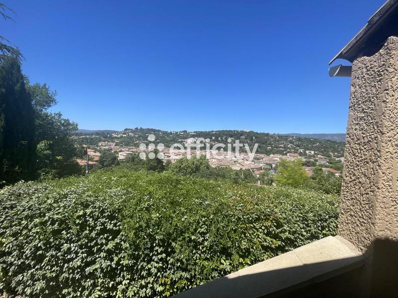 Villa - 175 m² - 8 pièces