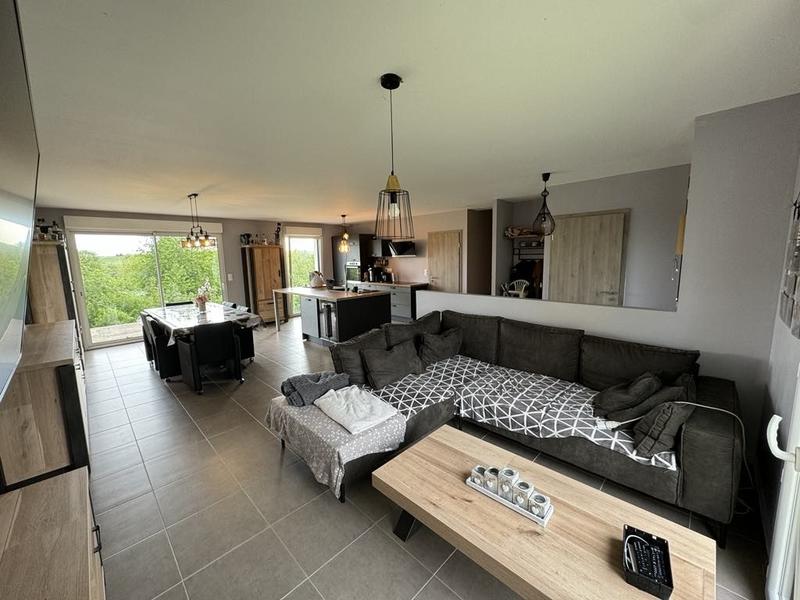 Maison - 105 m² - 5 pièces