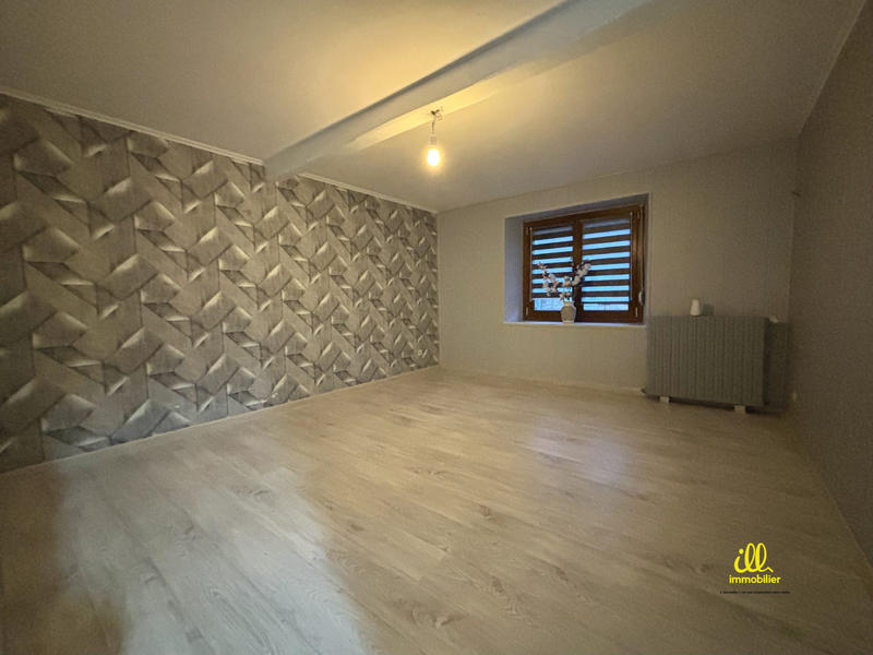 Maison - 138 m² - 6 pièces