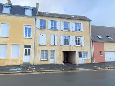 Immeuble - 275 m² - 14 pièces