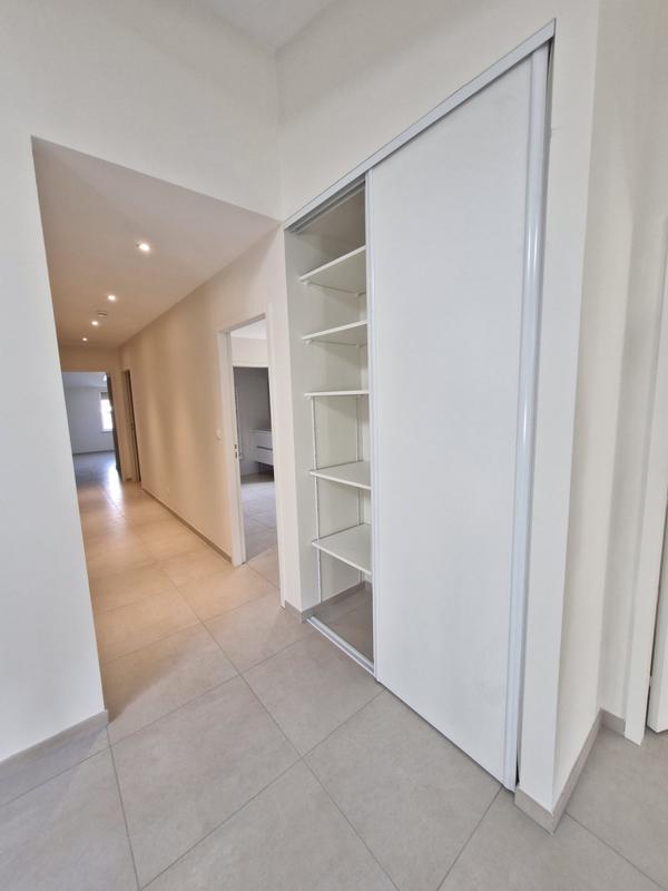 Appartement - 110 m² - 4 pièces