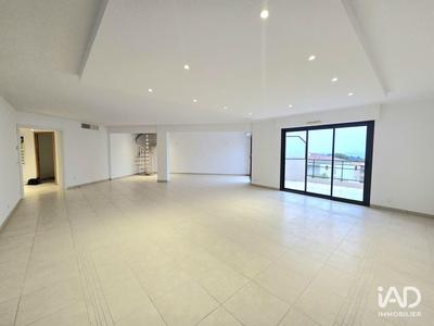 Appartement - 155 m² - 3 pièces