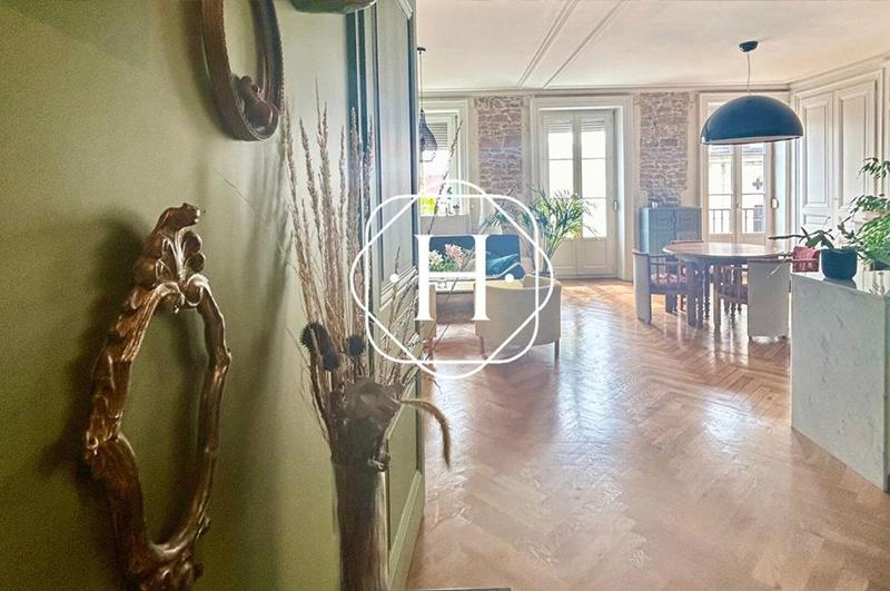 Appartement - 71 m² - 2 pièces