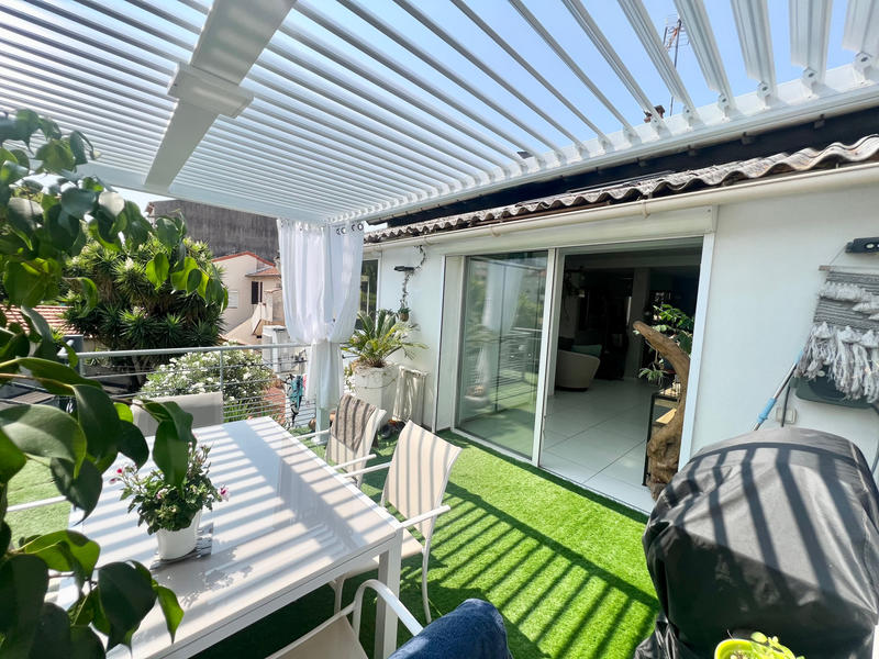 Villa - 258 m² - 7 pièces