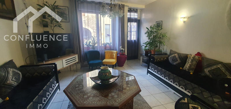 Maison - 170 m² - 6 pièces