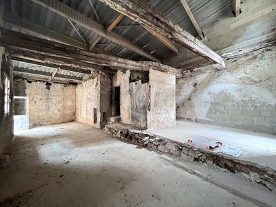 Entrepôt - 58 m² - 1 pièce