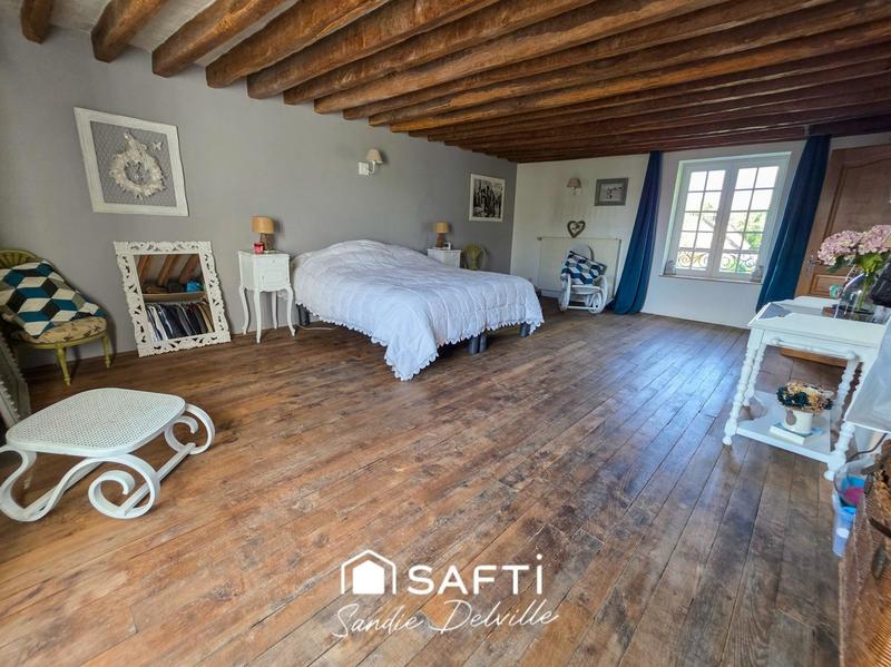 Propriété - 195 m² - 6 pièces