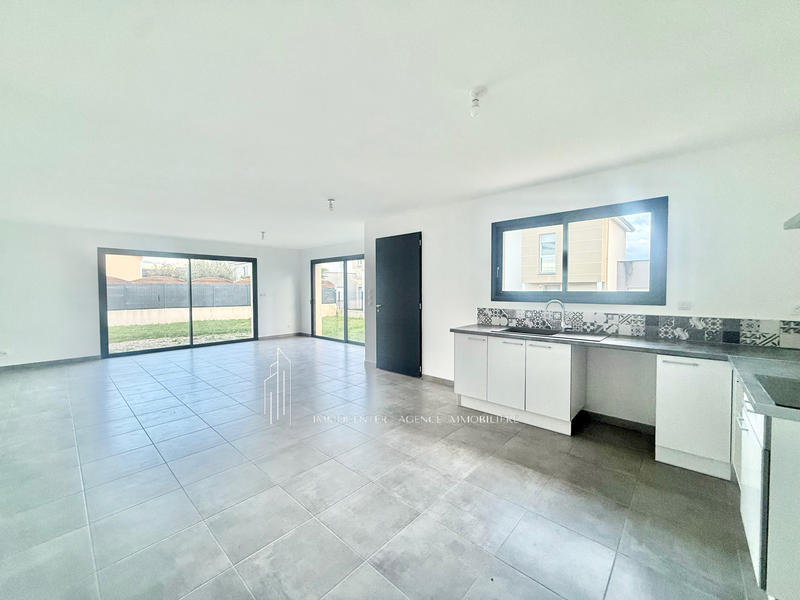 Maison - 100 m² - 4 pièces