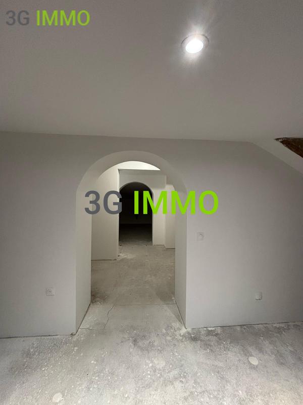 Maison - 170 m² - 5 pièces