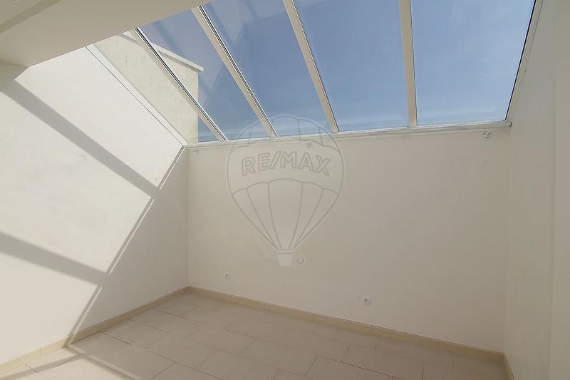 Maison - 169 m² - 8 pièces