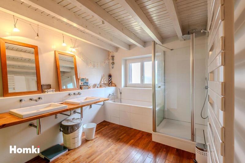 Ferme - 200 m² - 7 pièces